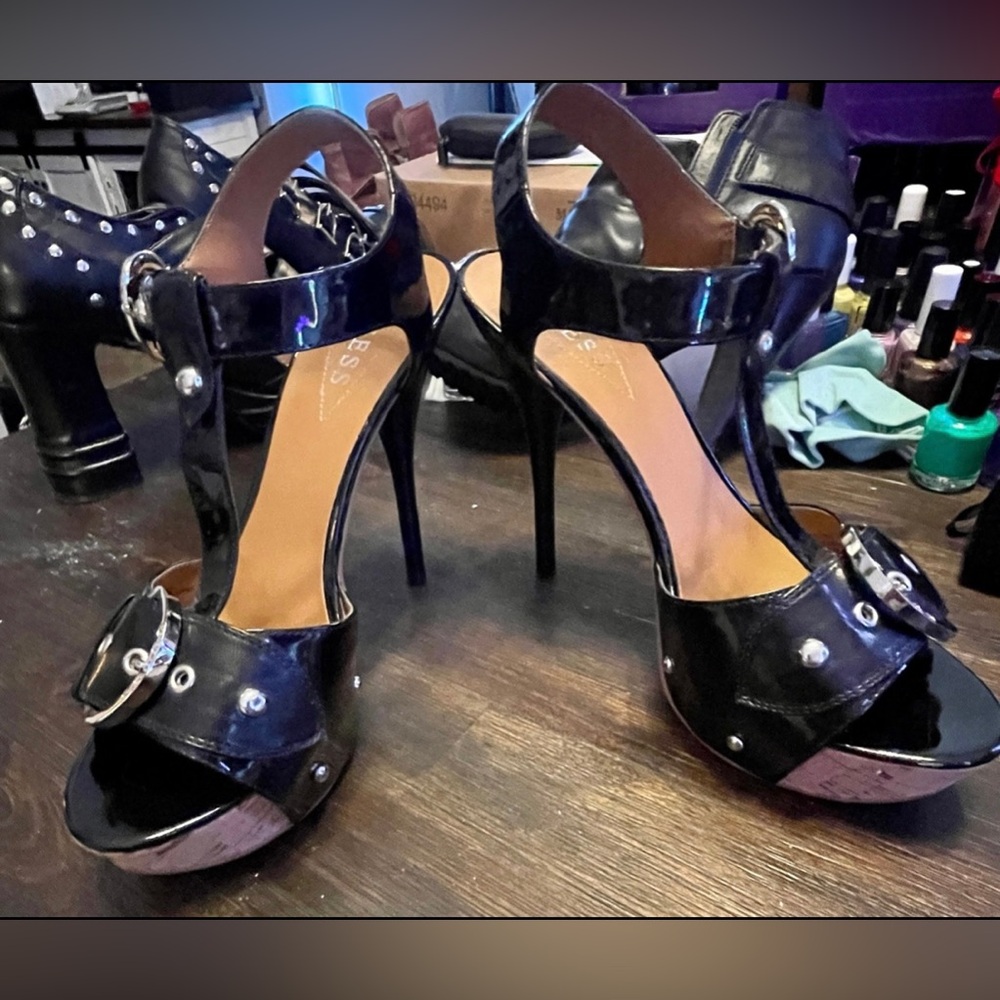Guess Ankle Strap Stiletto Sz 10